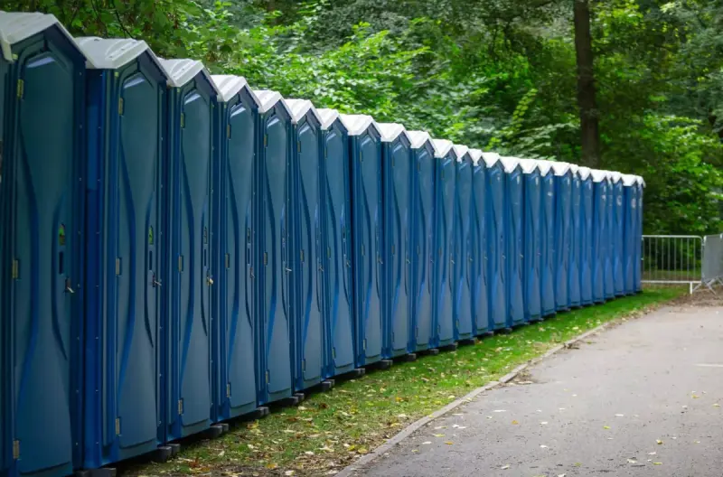 Toilets lined up